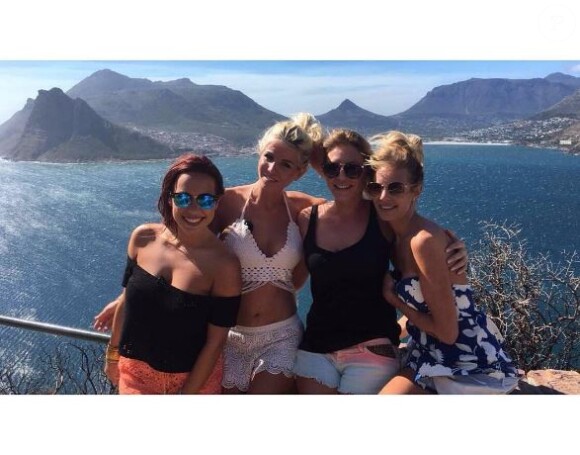 Tressia, Stéphanie, Jessica et Adixia lors du tournage des "Marseillais South Africa"