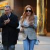 Lindsay Lohan est allée, en Porsche Carrera cabriolet, rendre visite à son fiancé Egor Tarabasov à son hôtel dans le quartier de l'Upper East Side à New York, accompagnée de sa soeur Ali. Le 15 avril 2016