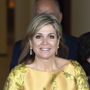 La reine Maxima des Pays-Bas arrive au premier anniversaire de la Fédération des fonds de pension au forum de La Haye le 17 mai 2016, le jour de son 45e anniversaire.