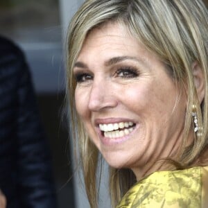 La reine Maxima des Pays-Bas arrive au premier anniversaire de la Fédération des fonds de pension au forum de La Haye le 17 mai 2016, le jour de son 45e anniversaire.