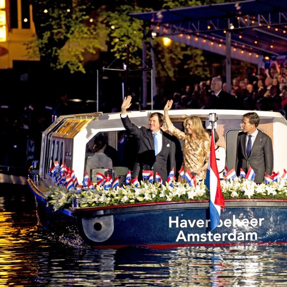 La reine Maxima et le roi Willem-Alexander des Pays-Bas assistent au concert de la Libération à Amsterdam le 5 mai 2016.
