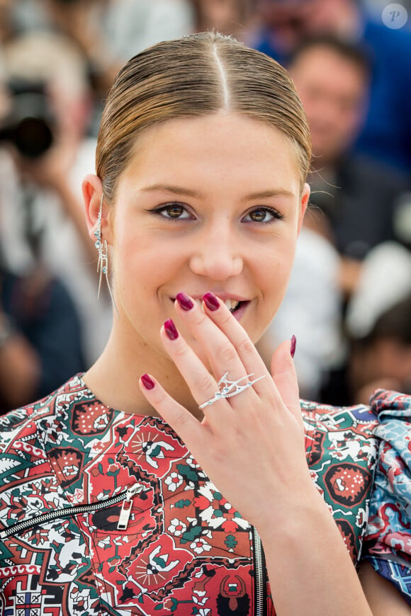 Adèle Exarchopoulos au photocall du film "The last Face" au 69ème Festival international du film de Cannes le 20 mai 2016. © Cyril Moreau / Olivier Borde / Bestimage