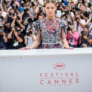 Adèle Exarchopoulos au photocall du film "The last Face" au 69ème Festival international du film de Cannes le 20 mai 2016. © Cyril Moreau / Olivier Borde / Bestimage