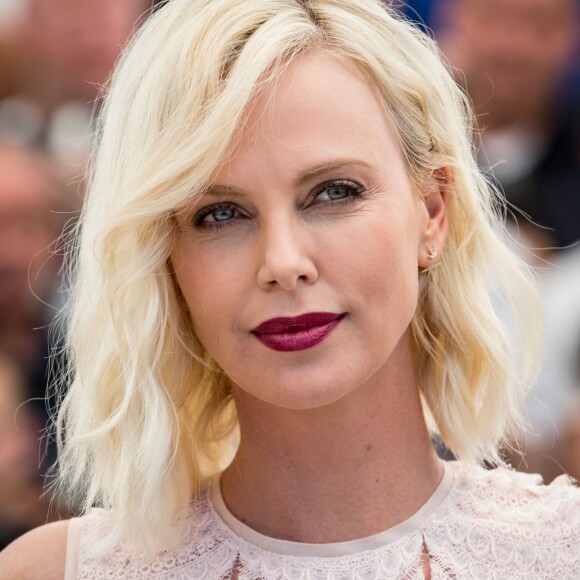 Charlize Theron au photocall du film "The last Face" au 69ème Festival international du film de Cannes le 20 mai 2016. © Cyril Moreau / Olivier Borde / Bestimage