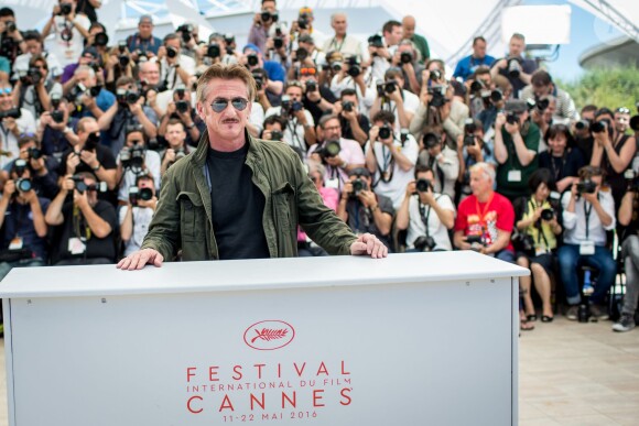 Sean Penn au photocall du film "The last Face" au 69ème Festival international du film de Cannes le 20 mai 2016. © Cyril Moreau / Olivier Borde / Bestimage