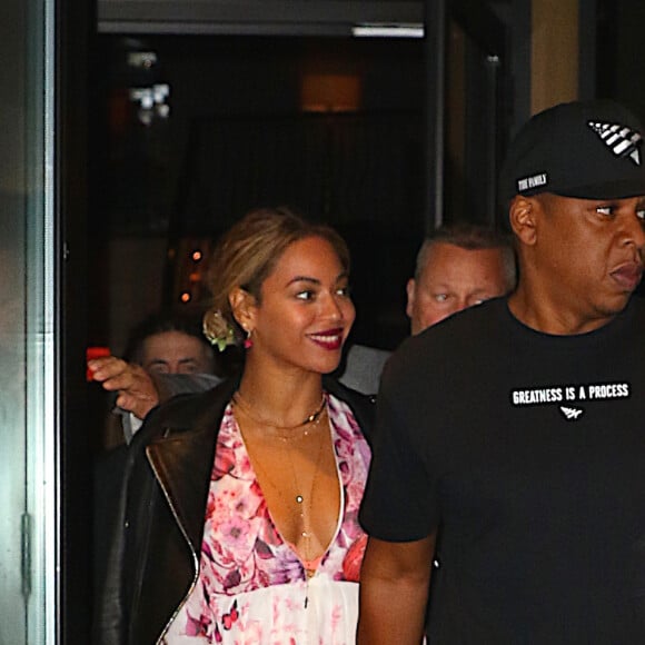 Beyoncé et Jay Z sortent du restaurant Del Posto à New York le 24 mai 2016