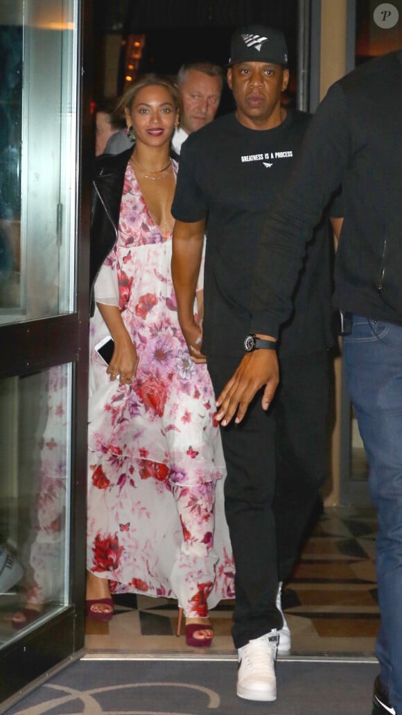 Beyoncé et Jay Z sortent du restaurant Del Posto à New York le 24 mai 2016