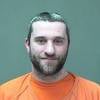 Mugshot de l'acteur Dustin Diamond, de la série TV "Save By the Bell" ("Sauvé par le gong" en France), a été arrêté pour possession d'une arme blanche dissimulée (un cran d'arrêt). Ilest accusé d'avoir poignardé un homme le soir de Noël 2014 dans un bar après une dispute.