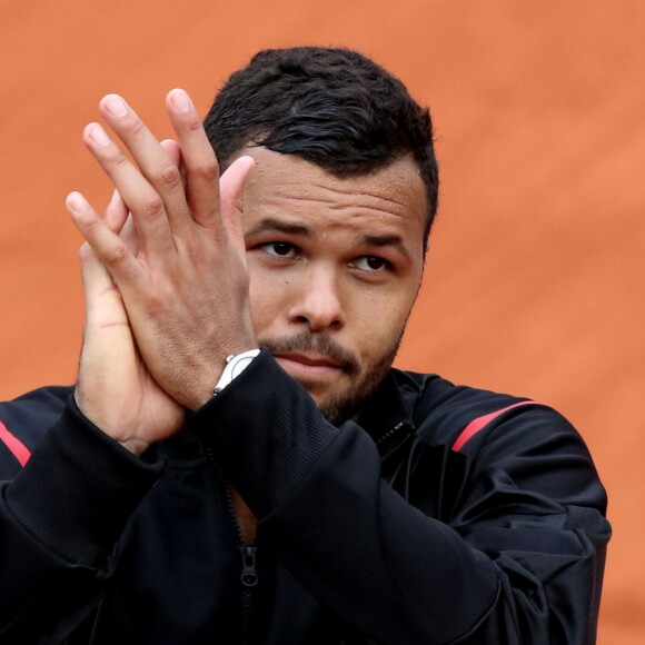 Jo-Wilfried Tsonga - Jo-Wilfried Tsonga se qualifie faca à Marcos Baghdatis en cinq sets lors du 2ème tour des internationaux de tennis de Roland Garros à Paris le 26 mai 2016. © Dominique Jacovides / Bestimage