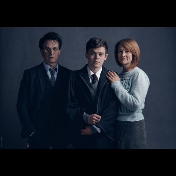 Jamie Parker (Harry), Poppy Miller (Ginny) et Sam Clemmett (Albus) dans Harry Potter et L'Enfant Maudit.