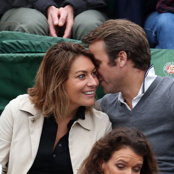 Shirley Bousquet et son compagnon Charles Watine - People dans les tribunes de Roland Garros le 31 mai 2016. © Dominique Jacovides / Bestimage