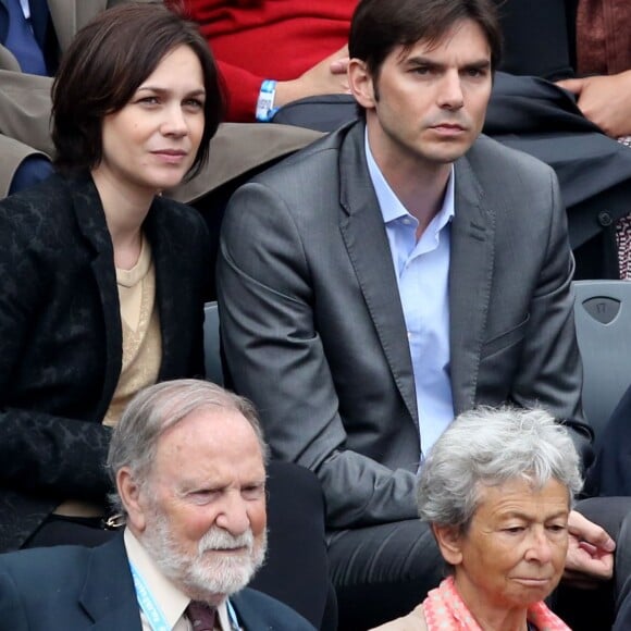 Nathalie Péchalat et son frére - People dans les tribunes des internationaux de France de tennis à Roland Garros le 1er juin 2016. © Dominique Jacovides / Bestimage