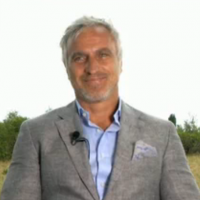 David Ginola, miraculé, brise le silence : "Je reviens de très loin"