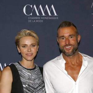 La princesse Charlene de Monaco a remis au créateur de mode Philipp Plein le prix FWMC 2016 lors de la clôture de la 4e Monte-Carlo Fashion Week organisée par la Chambre monégasque de la mode au Musée Océanographique à Monaco le 4 juin 2016. © Claudia Albuquerque/Bestimage