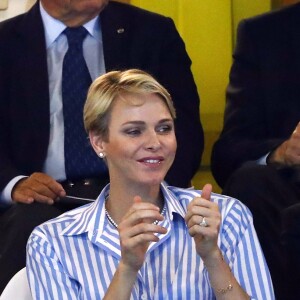 La princesse Charlene de Monaco lors des finales du XXXIVe Meeting Mare Nostrum à la piscine du Stade Louis II le 5 juin 2016. © Jean-Charles Vinaj/Pool Monaco/Bestimage