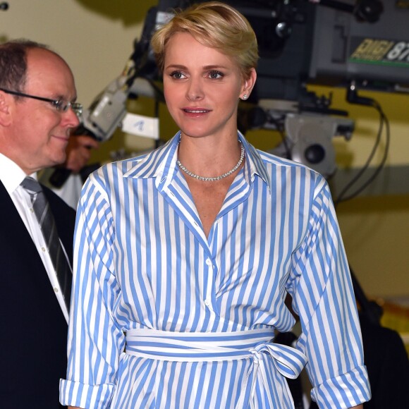 La princesse Charlene de Monaco, accompagnée par son époux le prince Albert II, assistait aux finales du XXXIVe Meeting Mare Nostrum à la piscine du Stade Louis II le 5 juin 2016. © Bruno Bebert/Bestimage