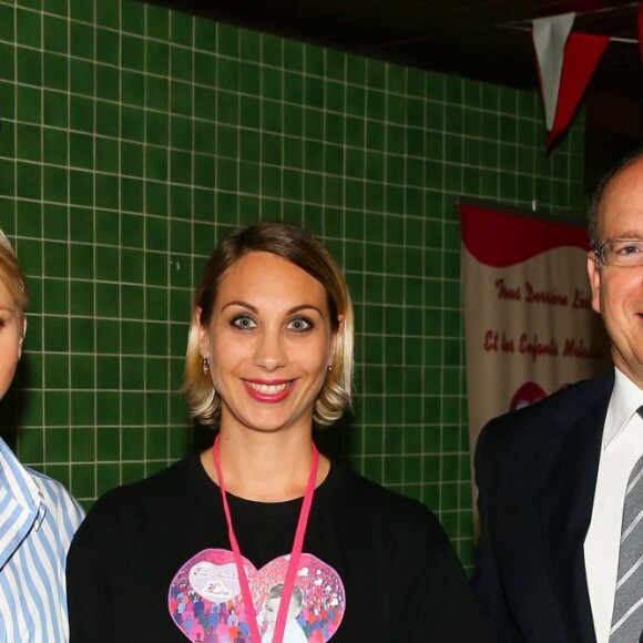 La princesse Charlene et le prince Albert II de Monaco ont assisté aux finales du XXXIVe Meeting Mare Nostrum à la piscine du Stade Louis II le 5 juin 2016. © Olivier Huitel/Pool Monaco/Bestimage