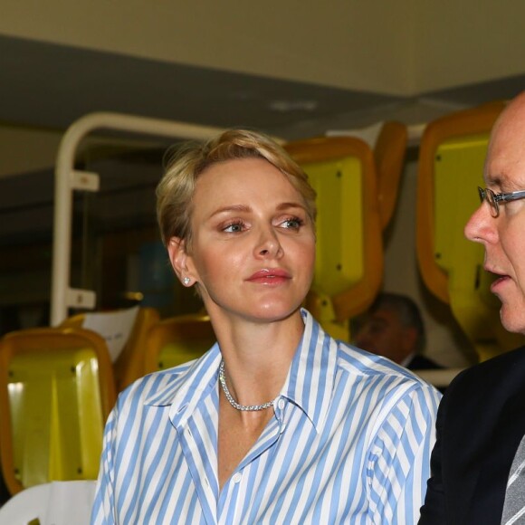 La princesse Charlene et le prince Albert II de Monaco ont assisté aux finales du XXXIVe Meeting Mare Nostrum à la piscine du Stade Louis II le 5 juin 2016. © Olivier Huitel/Pool Monaco/Bestimage