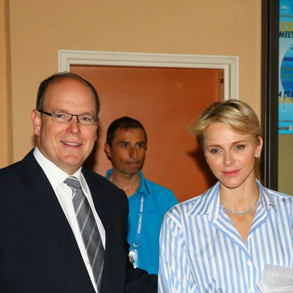 La princesse Charlene et le prince Albert II de Monaco ont assisté aux finales du XXXIVe Meeting Mare Nostrum à la piscine du Stade Louis II le 5 juin 2016. © Olivier Huitel/Pool Monaco/Bestimage