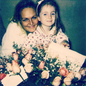 Valérie Damidot rend hommage à sa fille Roxane sur Instagram. Juin 2016.