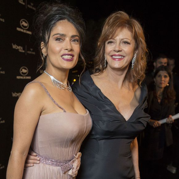 Salma Hayek et Susan Sarandon - People au dîner Kering pour "Women in Motion" lors du 69ème Festival International du Film de Cannes. Le 15 mai 2016 © Borde-Jacovides-Moreau / Bestimage
