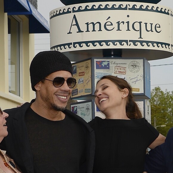 JoeyStarr et Virginie Ledoyen - Ouverture du 30e Festival du Film de Cabourg en France le 8 juin 2016.