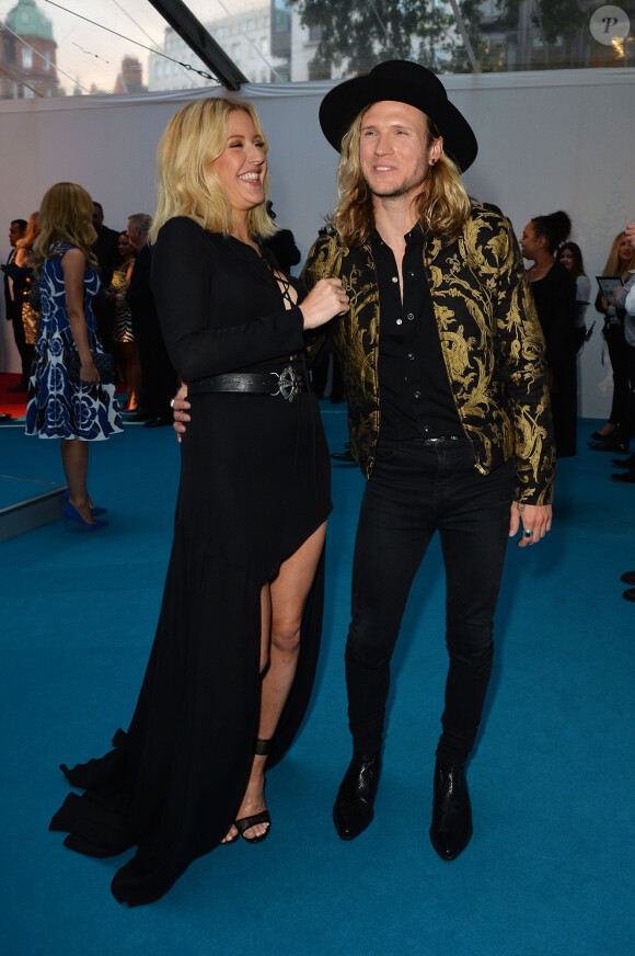 Ellie Goulding et son petit-ami Dougie Poynter lors de la Cérémonie des "Glamour Woman of the Year" à Londres, le 2 juin 2015.