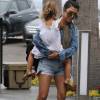 Kourtney Kardashian et son ex compagnon Scott Disick se promènent avec leurs enfants Mason, Penelope et Reign à Malibu, le 5 juin 2016