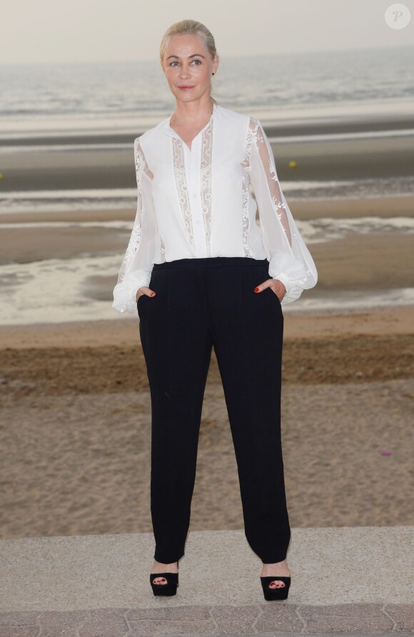 Emmanuelle Béart (Présidente du jury) - Dîner d'ouverture au profit de l'association "Enfants du soleil" pendant le 30ème Festival du film de Cabourg en France le 9 juin 2016. © Coadic Guirec/Bestimage