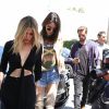Khloé Kardashian, Kendall Jenner et Scott Disick arrivent au restaurant Il Pastaio à Los Angeles. Le 13 juin 2016.
