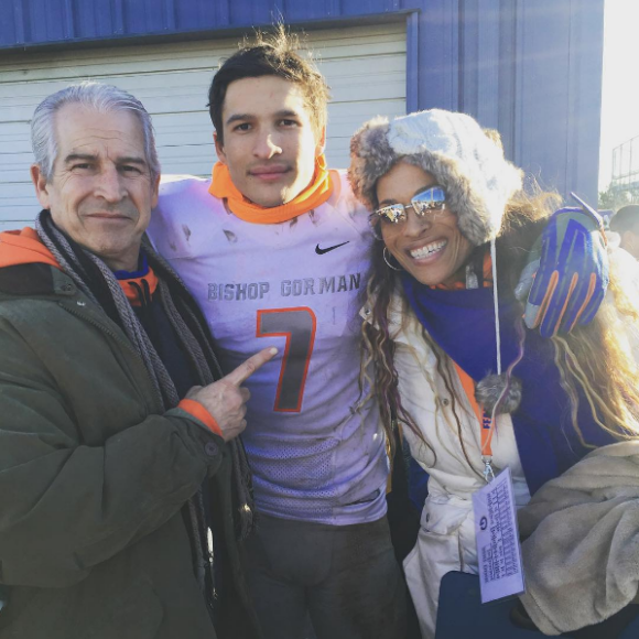 Photo publiée Biaggio Ali Walsh et ses parents publiée le 28 novembre 2015.
