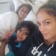 Jennifer Lopez et ses jumeaux Emme et Max. Photo publiée sur Instagram au mois de mai 2016
