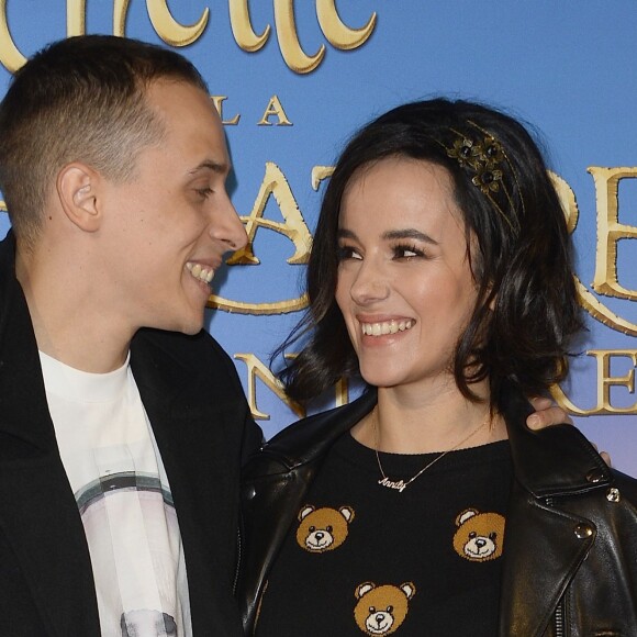 Alizée et son compagnon Grégoire Lyonnet - Avant-première du film Clochette et la Créature légendaire au Gaumont Champs-Elysées à Paris, le 20 mars 2015.
