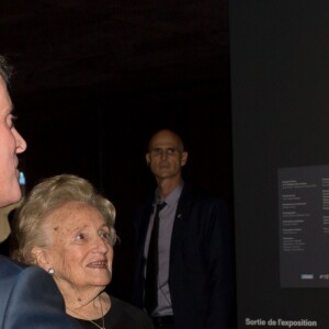 Semi-exclusif - Manuel Valls, premier ministre, Bernadette Chirac et sa fille Claude Chirac - Dîner anniversaire pour les 10 ans du Musée du quai Branly - Jacques Chirac à Paris, France, le 23 juin 2016. © Romuald Meigneux/Bestimage