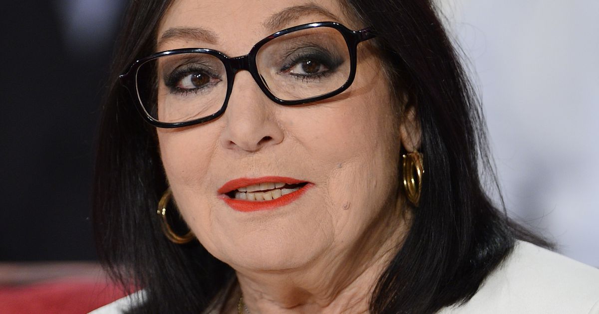 Quel Est L âge De Nana Mouskouri Nana Mouskouri - Enregistrement de l'émission Vivement Dimanche à Paris