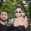 Kendall Jenner rentre avec Bella Hadid à l'hôtel Four Seasons George V à Paris, le 24 juin 2016, après avoir participé au défilé Givenchy homme.