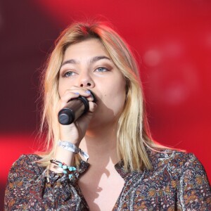 Louane Emera en concert au festival Solidays à l'hippodrome de Longchamp. Paris, le 26 juin 2016. © Lise Tuillier/Bestimage