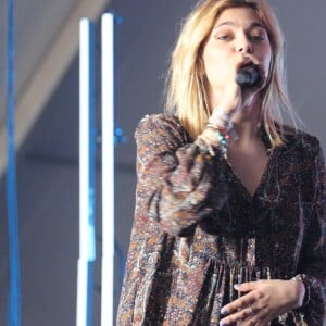 Louane Emera en concert au festival Solidays à l'hippodrome de Longchamp. Paris, le 26 juin 2016. © Lise Tuillier/Bestimage