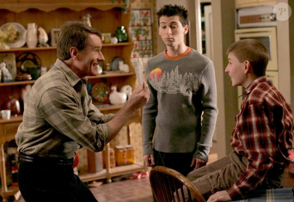 Bryan Cranston, Justin Berfield et Erik Per Sullivan dans la série "Malcolm".