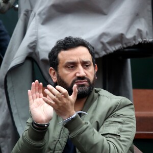 Cyril Hanouna - People dans les tribunes lors du Tournoi de Roland-Garros (les Internationaux de France de tennis) à Paris, le 29 mai 2016. © Dominique Jacovides/Bestimage