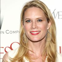 Stephanie March : Mammoplastie cauchemardesque et longs mois de souffrance