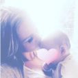 Aurélie Van Daelen prend la pose avec son fils Pharell, sur Instagram