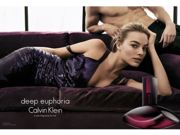 Margot Robbie pour Deep Euphoria, le nouveau parfum féminin de Calvin Klein.
