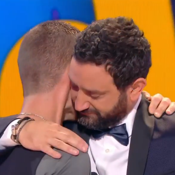 Cyril Hanouna, ému aux larmes, avec Dimitri - Le 2 juin 2016