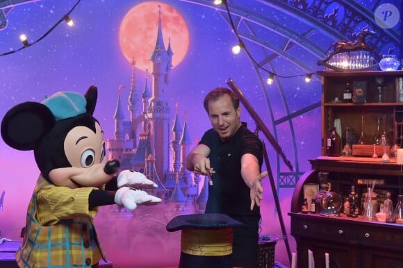 Jean-Philippe Doux - People au lancement du nouveau spectacle "Mickey et le magicien" au Parc Disneyland Paris. Le 2 juillet 2016 © Giancarlo Gorassini / Bestimage