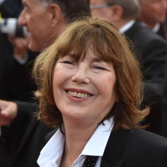 Jane Birkin - Montée des marches du film "Café Society" pour l'ouverture du 69ème Festival International du Film de Cannes. Le 11 mai 2016. © Giancarlo Gorassini/Bestimage
