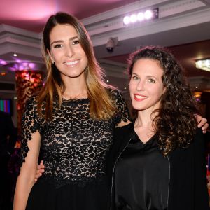 Exclusif - Laury Thilleman et Lorie Pester lors du "Gala Exquis", un dîner de gala exceptionnel, au profit de l'UNICEF France, au restaurant Exquis à Paris, France le 4 juillet 2016, organisé par l'Association Internationale de la Gastronomie Chinoise, qui représente plus de 10 000 restaurants asiatiques en France. © Coadic Guirec/Bestimage