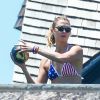 Gigi Hadid et Karlie Kloss à la fête du 4 juillet organisé par Taylor Swift à Westerly, Rhode Island, le 4 juillet 2016.