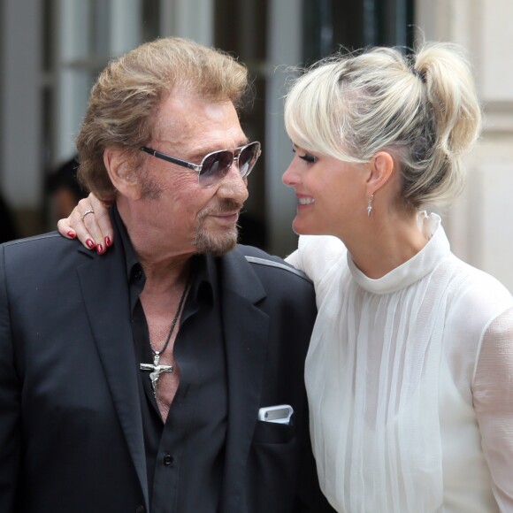Johnny Hallyday et sa femme Laeticia - Sorties du défilé de mode Haute-Couture automne-hiver 2016/2017 "Christian Dior" à Paris. Le 4 juillet 2016 © CVS-Veeren / Bestimage