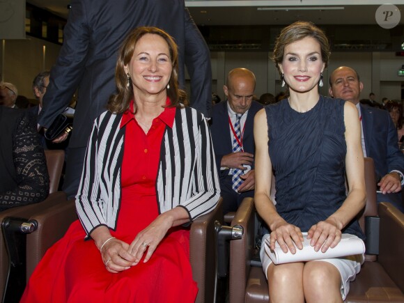 Ségolène Royal, ministre de l'environnement, de l'énergie et de la mer, chargée des relations internationales sur le climat et la reine Letizia d'Espagne - Deuxième conférence mondiale sur la santé et le climat au centre de conférences ministériel à Paris, France, le 7 juillet 2016. © Pierre Perusseau/Bestimage Second Global Conference on Health and Climate in Paris, France on July 7, 2016. © Pierre Perusseau/Bestimage